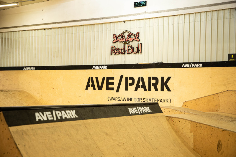 AvePark - REDBULL - Skatepark - Przeszkoda